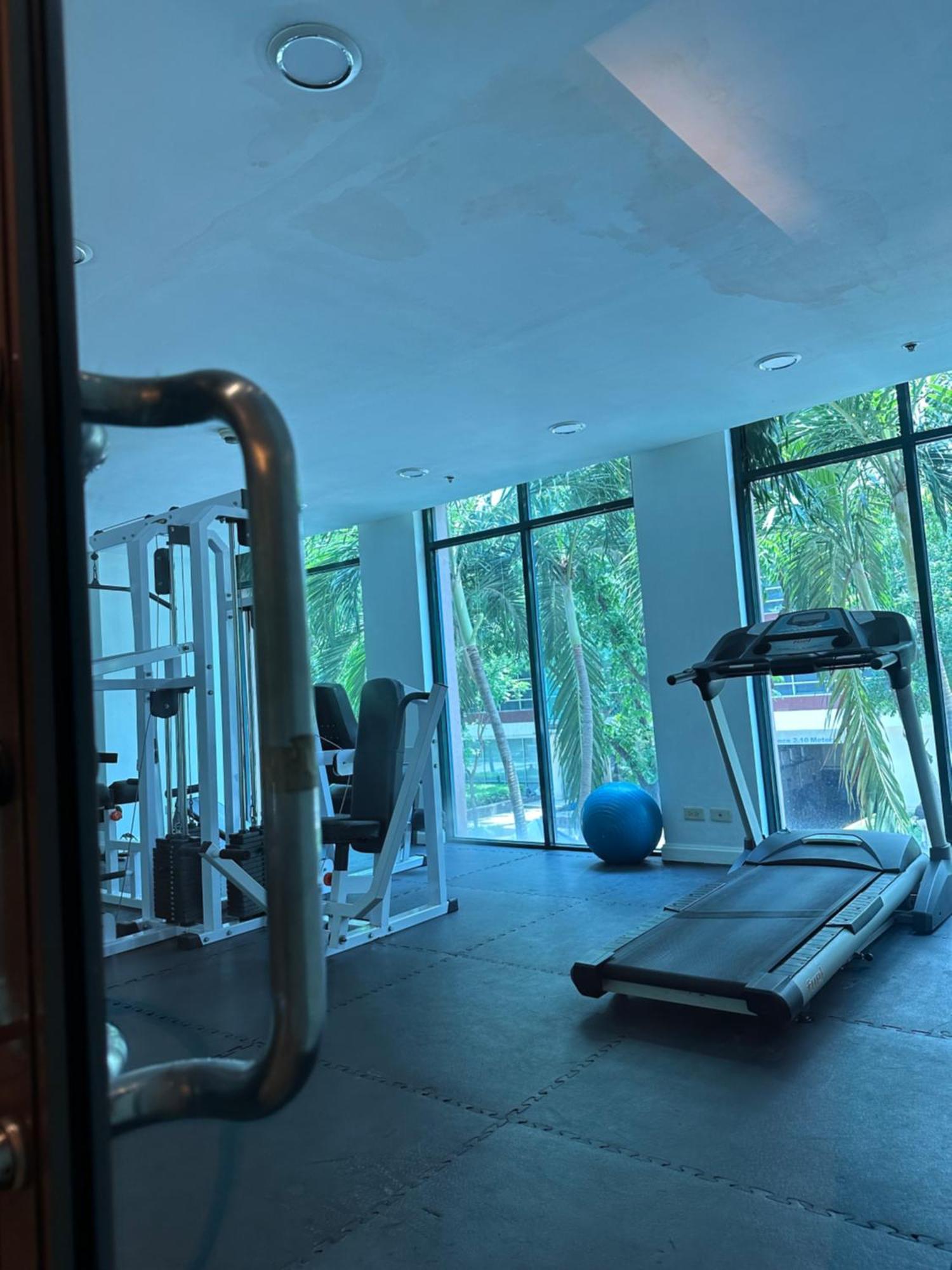 Studio One Condominium, Alabang - Bluu - Fiber Wi-Fi, Netflix-Ready Muntinlupa City Dış mekan fotoğraf