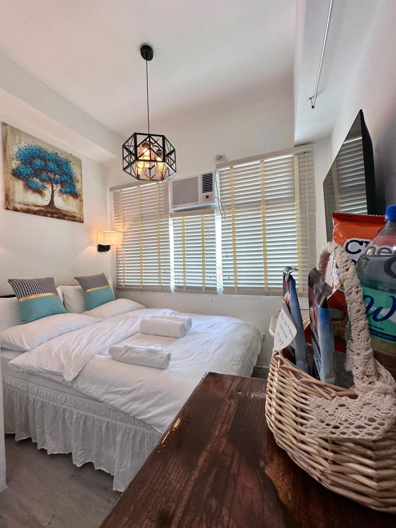 Studio One Condominium, Alabang - Bluu - Fiber Wi-Fi, Netflix-Ready Muntinlupa City Dış mekan fotoğraf
