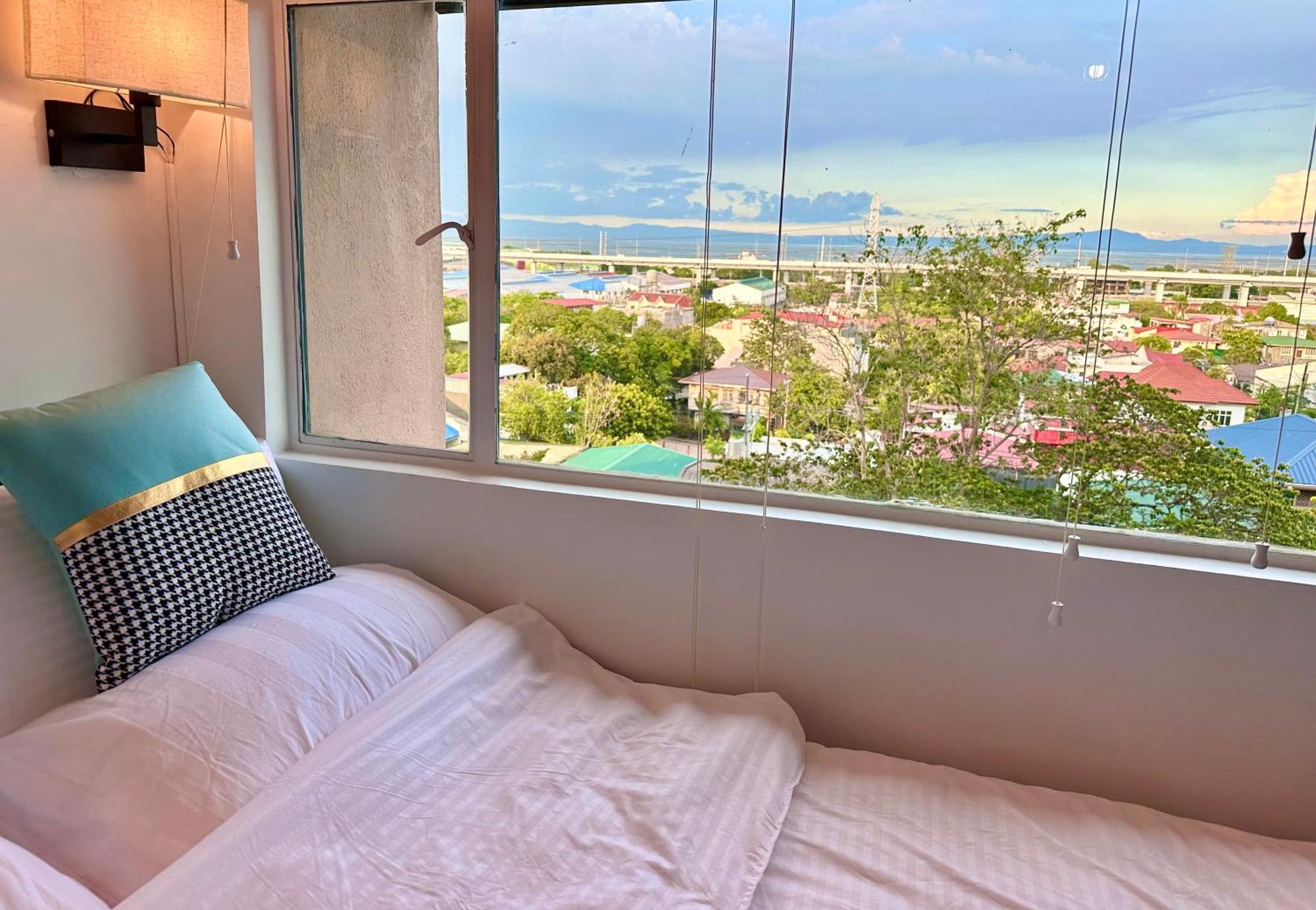 Studio One Condominium, Alabang - Bluu - Fiber Wi-Fi, Netflix-Ready Muntinlupa City Dış mekan fotoğraf