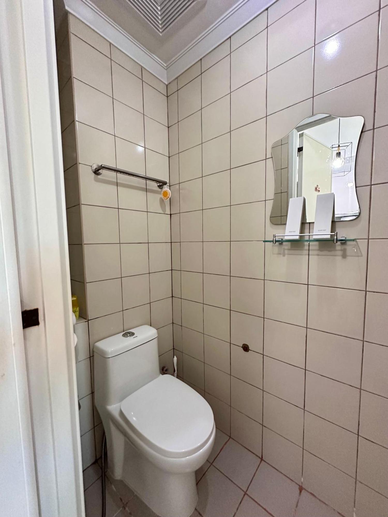 Studio One Condominium, Alabang - Bluu - Fiber Wi-Fi, Netflix-Ready Muntinlupa City Dış mekan fotoğraf
